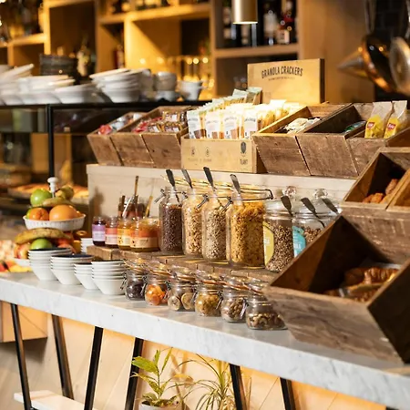 Indigo Centre By Ihg מלון 4*